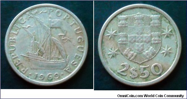 Portugal 2,50 escudos.
1969