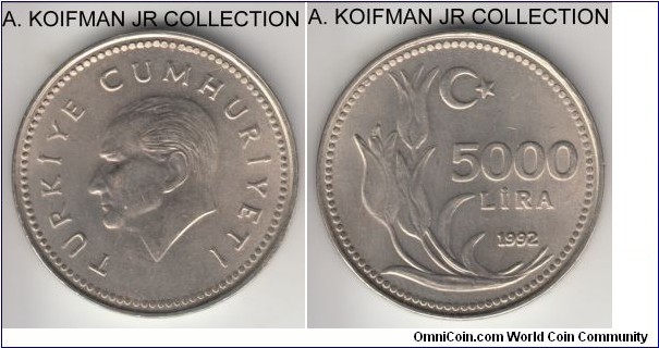 KM-1025, 1992 Turkey 5,000 lira; nickel-bronze, lettered edge; circulation coinage, common, average uncirculated.