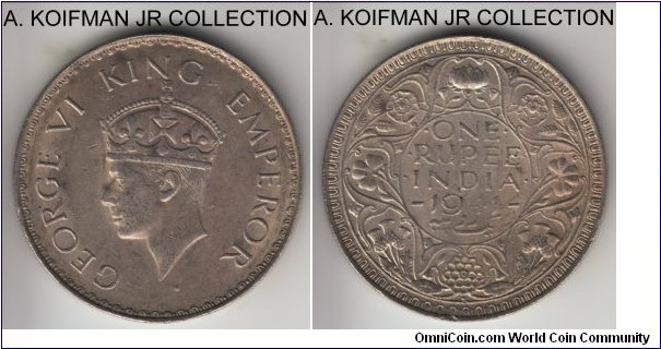 KM-556, 1941 British India rupee, Bombay mint (dot mint mark); silver, security edge; George VI war time coinage, good extyra fine, weakly struck as can be clearly seen on the date, common for the type.