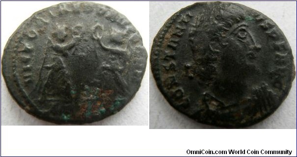 Constantius II 347-348 Ad. AE3. VICTORIAE DD AVGG Q NN, two Victories facing each other holding wreaths
CONSTANTIVS P F AVG, laurel and rosette-diademed, draped and cuirassed bust right. Exe: Delta SIS=Siscia.