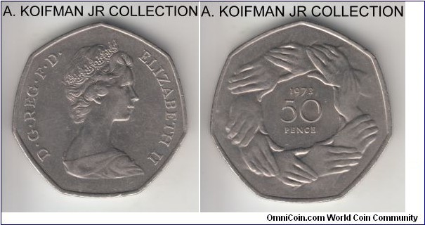 KM-918, 1973 Great Britain 50 pence; copper-nickel, 7-sided flan, plain edge; Elizabeth II, circulation commemorative issue celebration UK entry into the EEC, an EU predecessor, good extra fine.