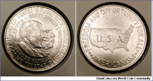 1952 Washington-Carver Half Dollar.
Ag 900. Weight; 12,5g.
