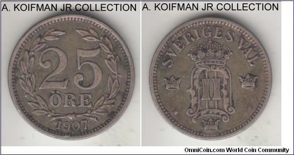 KM-775, 1907 Sweden 25 ore; silver, reeded edge; Oscar II, 1-year type, very fine or about.