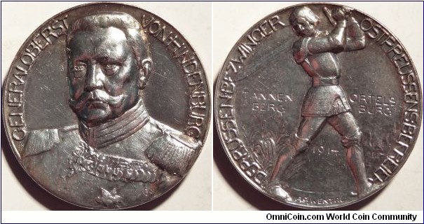AR Medal to victories of Field Marshal Von Hindenburg at the Battle of Tannenberg in 1914. Inscription translates as The Conqueror of Russians, Liberator of East Prussia. 