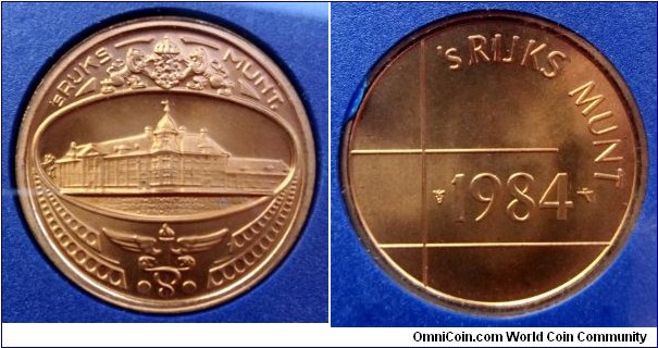 Netherlands - Mint token from 1984 annual coin set.