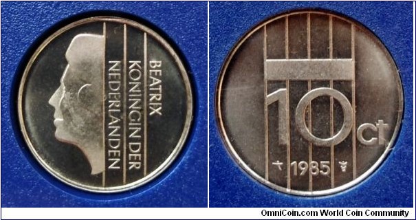 Netherlands 10 cents from 1985 annual coin set.