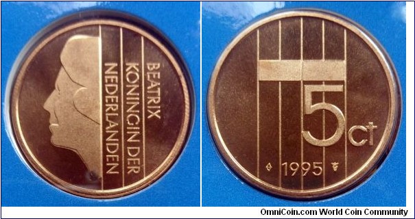 Netherlands 5 cents from 1995 annual coin set.