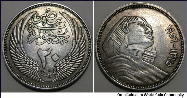 20 Piastres / Qirsh (Republic of Egypt // SILVER 0.720 / 14g / ⌀33mm / Mintage: 350.000 pcs)
