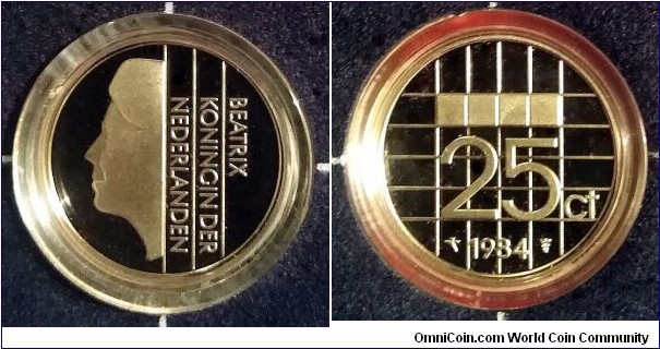 Netherlands 25 cents from 1984 proof coin set. Mintage: 20.000 pcs.