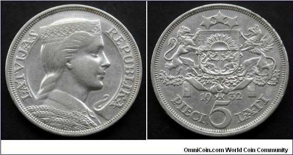 Latvia 5 lati. 1932, Ag 835. Weight; 25g. Diameter; 37mm. Mintage: 600.000 pcs.