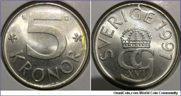 5 Kronor (Kingdom of Sweden / King Charles XVI Gustaf // 75-25 Copper-Nickel clad 97-3 Copper-Nickel) 