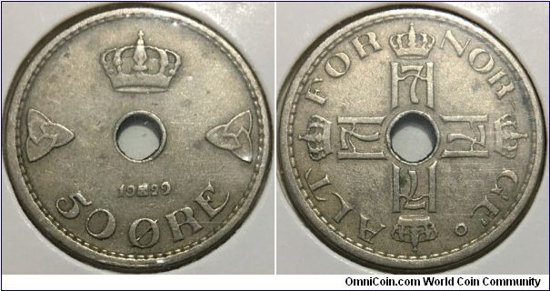 50 Ore (Kingdom of Norway / King Haakon VII // Copper-Nickel / Mintage: 600.000 pcs)  