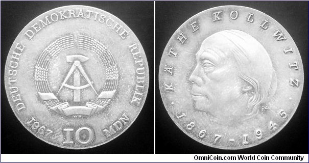 German Democratic Republic (East Germany) 10 mark. 1967, 100th Anniversary of Birth of Käthe Kollwitz. Ag 800. Weight; 17g. Diameter; 31mm. 

