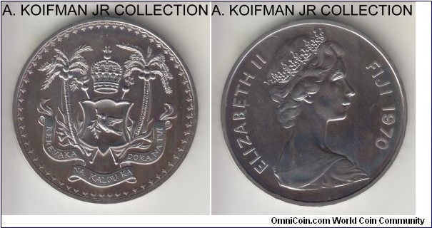 KM-33, 1970 Fiji dollar; copper-nickel, incuse lettered edge; Elizabeth II, Independence of the Dominion of Fiji, appear to be proof variety, coin alignment.