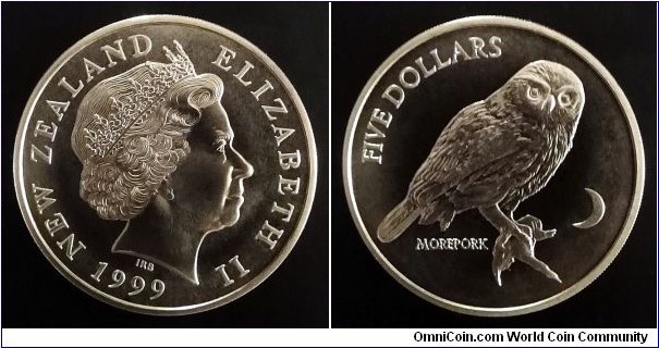 New Zealand 5 dollars. 1999, Native Birds of New Zealand - Morepork. Cu-ni. Weight; 28,28g. Diameter; 38,61mm. Mintage: 5.099 pcs.