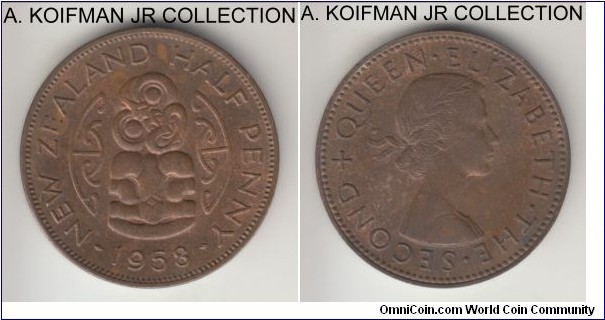 KM-23.2, 1958 New Zealand half penny; bronze, plain edge; Elizabeth II, brown uncirculated, a bit dirty.