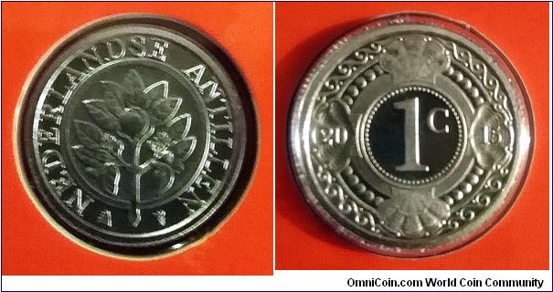 1 cent from Curaçao and Sint Maarten 2015 mint set. Mintage: 1.500 pcs.