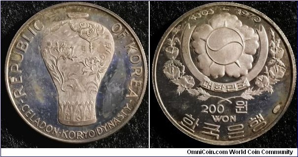 South Korea 1970 200 won, silver proof. 