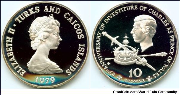 Turks & Caicos Isl., 10 crowns 1979.
10th Anniversary - Investiture of Prince Charles.