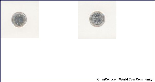 10 cent dubbeltje
KM# 163
0.6400 silver
1.4000 g
diam. 15 mm
features queen Wilhelmina