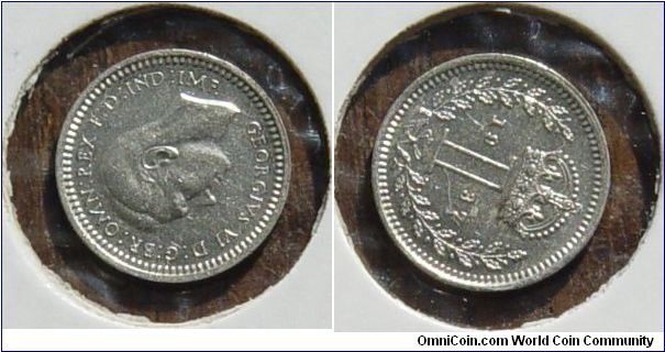 A 1937 British Maundy Penny (Silver) 0.5grams 11mm