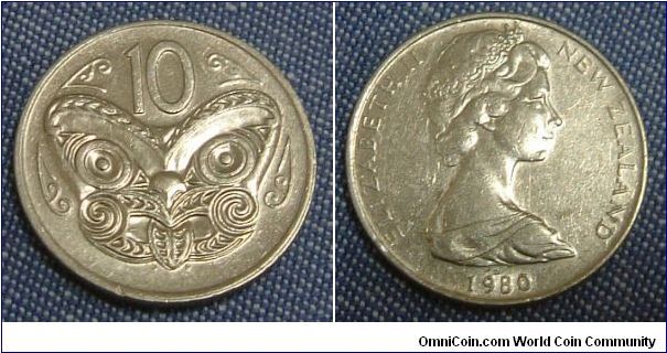 NEW  ZEALAND 1980 10 CENTS.
An very fine piece featuring  a Maori warrior mask. For sale. Please make an offer.