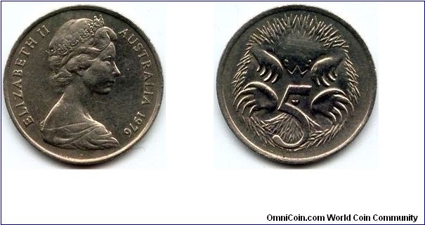 Australia, 5 cents 1976.
Queen Elizabeth II.