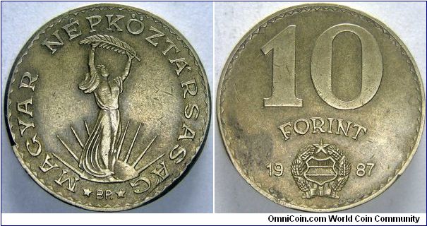 10 Forint.                                                                                                                                                                                                                                                                                                                                                                                                                                                                                                          