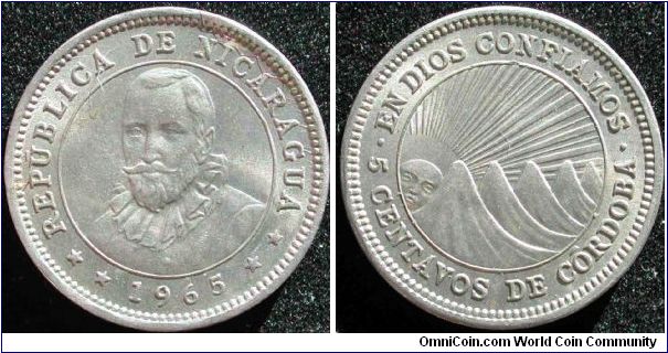 5 Centavos
Cu-Ni
B.C.N. on edge