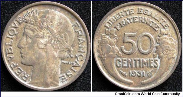 50 Centimes
Aluminium bronze
open 9