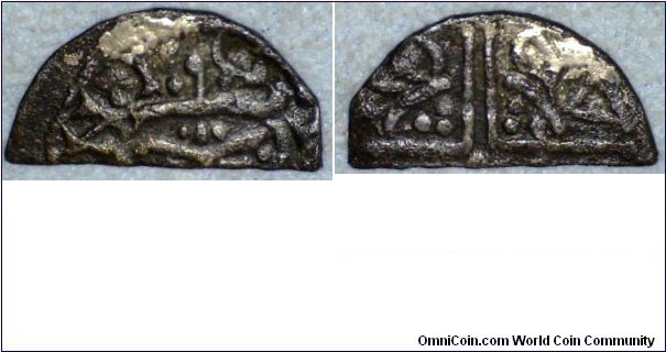Henry III cut long cross halfpenny
Has crown of class 2, but the letter positions of class 5.obv. N reversed R IC
rev. reversed R ligate and reversed D E reversed D V? Comments!