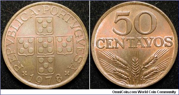 50 Centavos
Bronze