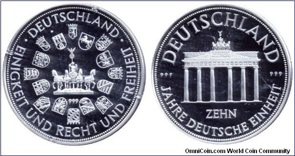 Germany, 1999, Ag, 10 years of Unification, Deutschland - Zehn Jahre Deutsche Einheit, Eingkeit und Recht und Freiheit; Most people do not know that Hungary played an important role in the German Unification, opened it s borders for the East Germans to Austria.                                                                                                                                                                                                                                               