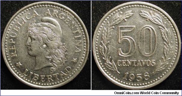 50 Centavos
Nickel clad steel