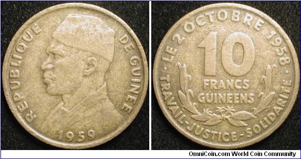 10 Francs
Aluminium bronze