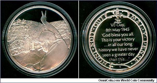 VE-Day 50th Anniversary - Silver proof medallion, Franklin mint. Churchill flashing the victory sign to the crowd, 8th May 1945.