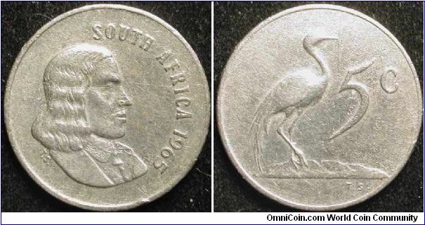 5 Cents
Nickel
English