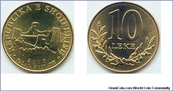 Albania, 10 leke 2000.
Castle of Berat city.