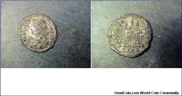 Lininius 308-324AD
Obv:IMP LICINIVS PF AVG
Rev: Campgate

coin still has a little silvering on it.
AE/19mm 2.4 grams