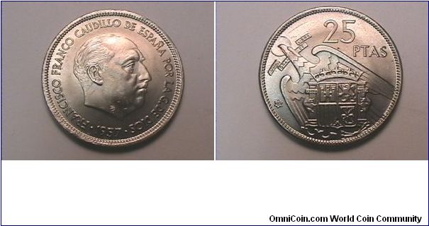 FRANCISCO FRANCO CAUDILLO DE ESPANA POR LA G DE DIOS
25 PESETAS
1957 (69 in star)