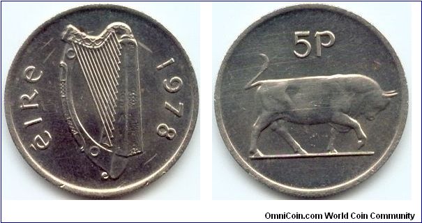 Ireland, 5 pence 1978.
Bull.
