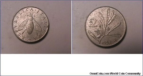 REPVBBLICA ITALIANA
2 LIRE
alum
1957-R