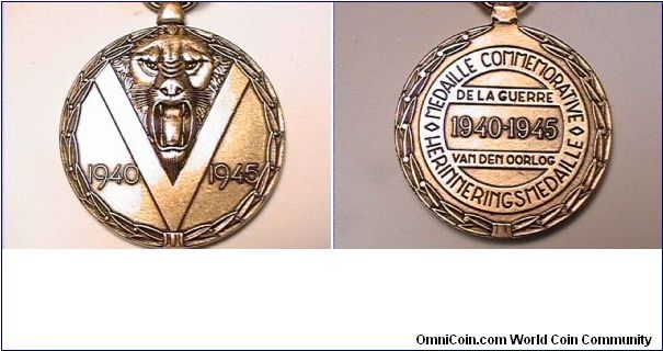 Belgium WWII Victory Medal
MEDAILLE COMMEMORATIVE DE LA GUERRE VAN DEN OORLOG 1940-1945 HERINNERINGS MEDAILLE
bronze, with ribbon attached.