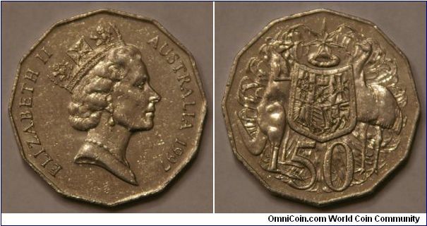 50 cents,'Coat of Arms' with the red kangaroo on one side and the emu on the other
(Cu-Ni, 31.51 mm)