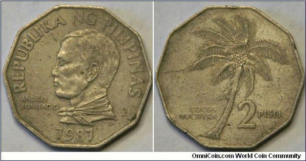 2 piso, coconut palm tree. 10 sided coin, 31 mm, Cu-Ni