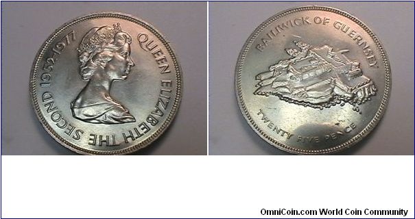 QUEEN ELIZABETH THE SECOND 1952-1977
BAILWICK OG GUERNSEY TWENTY FIVE PENCE.
copper-nickel