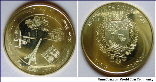 Monuments of Paris souvenir Token Medal