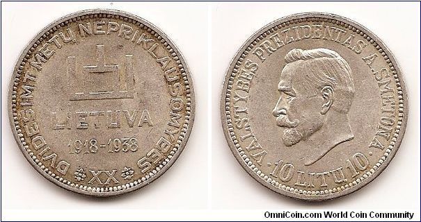 10 Litu
KM#84
18.0000 g., 0.7500 Silver 0.4340 oz. ASW, 32 mm. Subject:
20th Anniversary of Republic Obv: Columns of Gediminas above
LIETUVA and dates 1918-1938 Rev: Head left, VIENYBEJE
TAUTOS JEGA