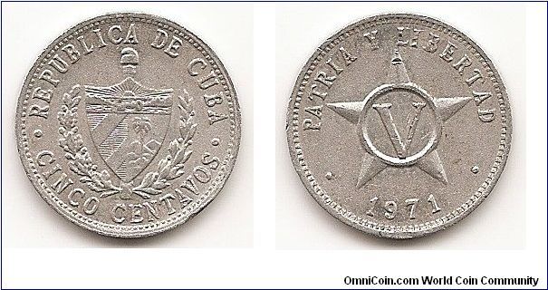 5 Centavos
KM#34
Aluminum, 21 mm. Obv: National arms within wreath,
denomination below Rev: Roman denomination within circle of
star, date below