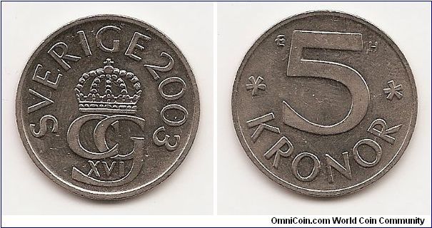 5 Kronor
KM#853a
9.6000 g., Copper-Nickel Clad Nickel, 28.5 mm. Ruler:
Carl XVI Gustaf Obv: Crowned monogram Rev: Value